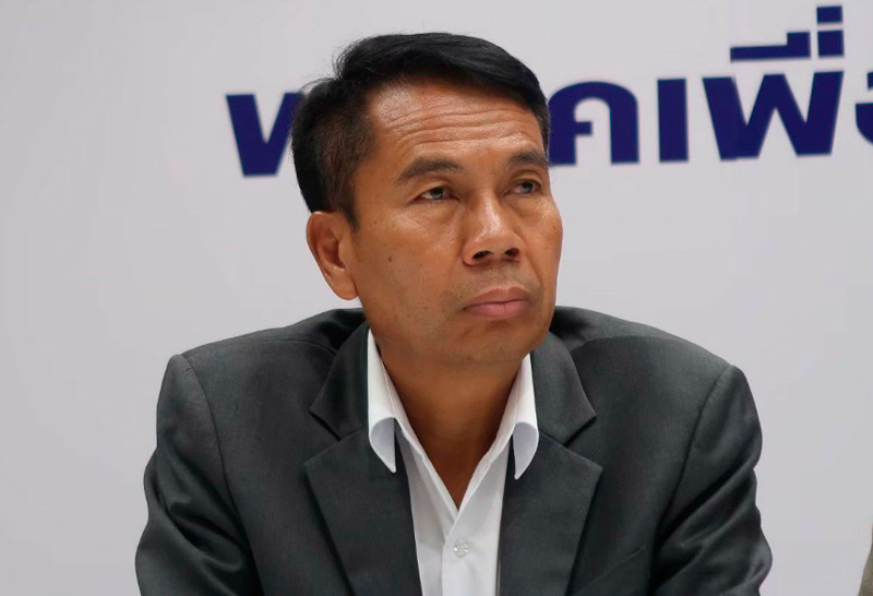 "สุทิน"เชื่อพลังนอกสภาชี้ขาดการโหวตในสภา