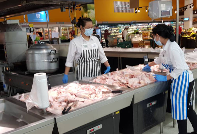 หมู-ไก่ขาดตลาดหลังโรงงานติดโควิด