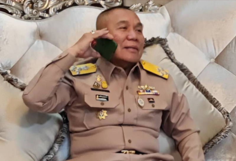 แต้ว สุดาพร สีสอนดี -ผบ.ทร.