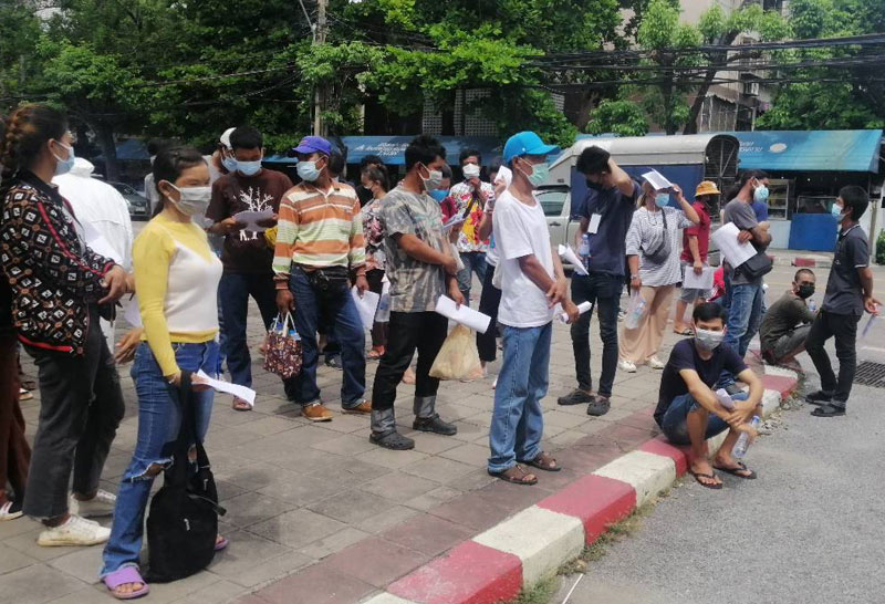 นายจ้างพาแรงงานฉีดวัคซีนคึกคัก