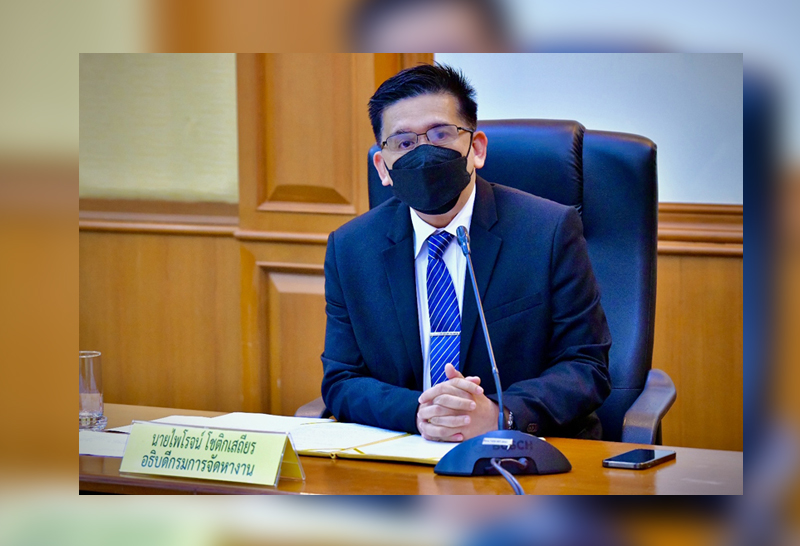 นายไพโรจน์ โชติกเสถียร อธิบดีกรมการจัดหางาน