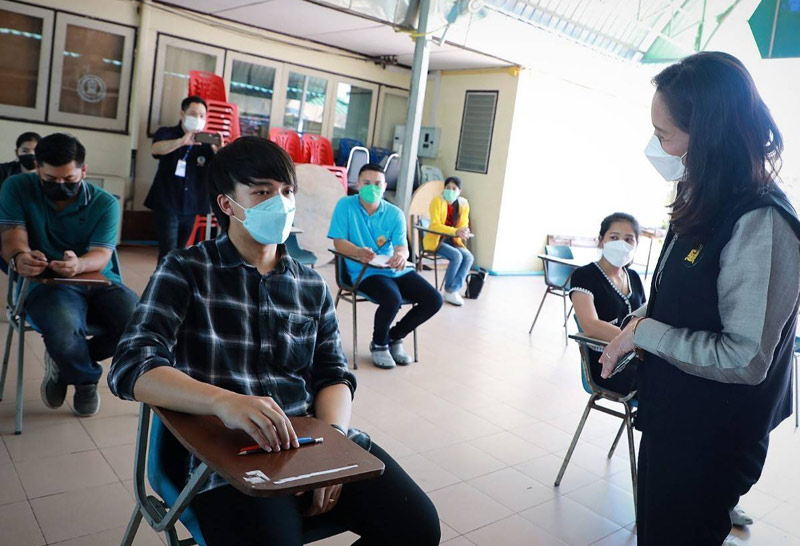 รมช.ศธ.ตรวจสนามสอบเทียบระดับฉะเชิงเทรา