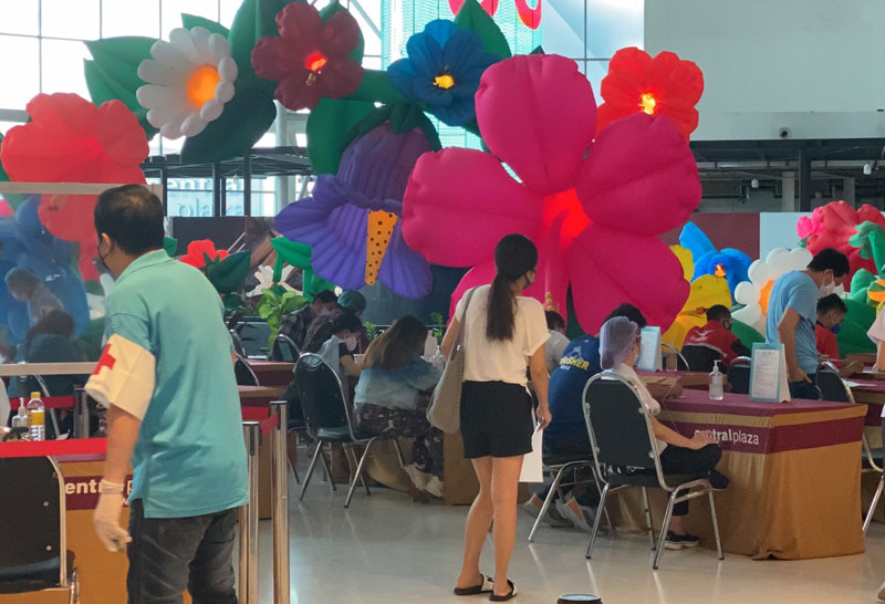 ปชช.ทยอยรับวัคซีนเข็ม2จุดฉีดWestgate