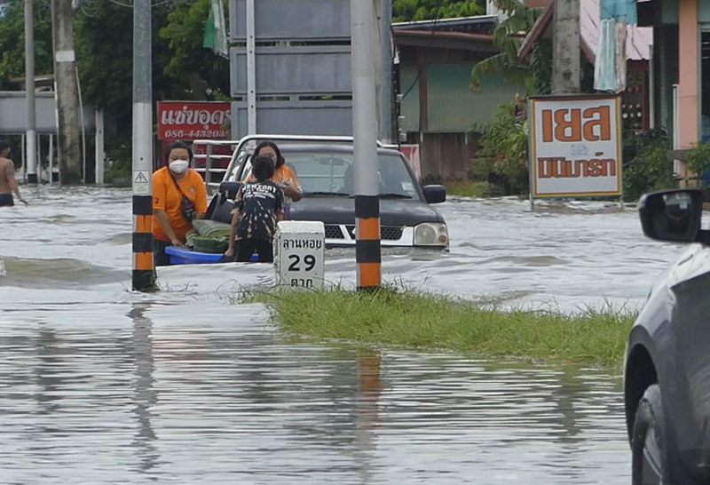 สุโขทัยอ่วมน้ำท่วมพื้นที่เศรษฐกิจฝั่งตะวันตก