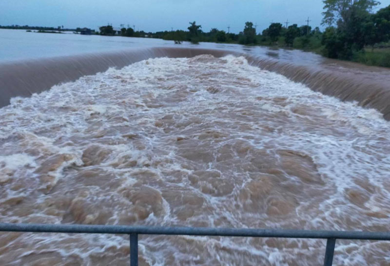 ชป.โคราชเตือนปชช.เก็บของขึ้นที่สูงรับมือมวลน้ำ