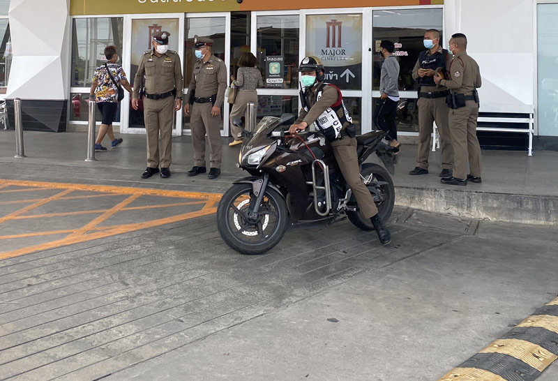 รวบทันควัน! โจรบุกเดี่ยวจี้ธนาคารในห้างดังปทุมฯ