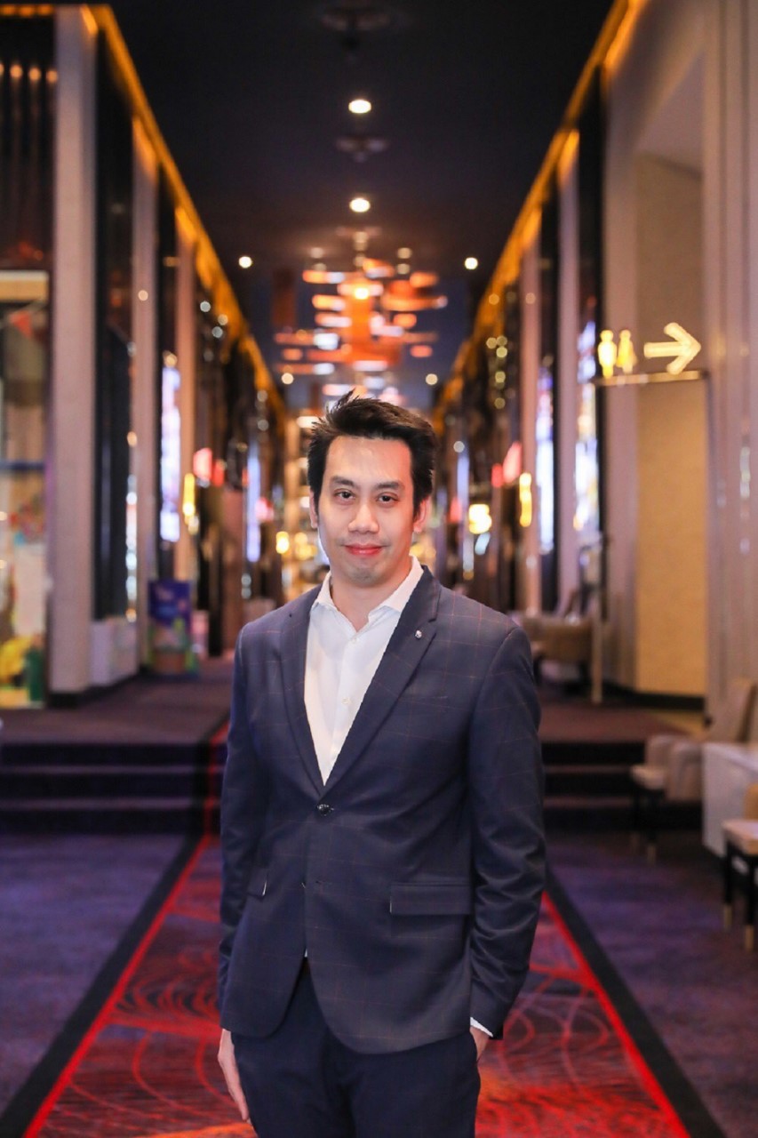 คุณนรุตม์