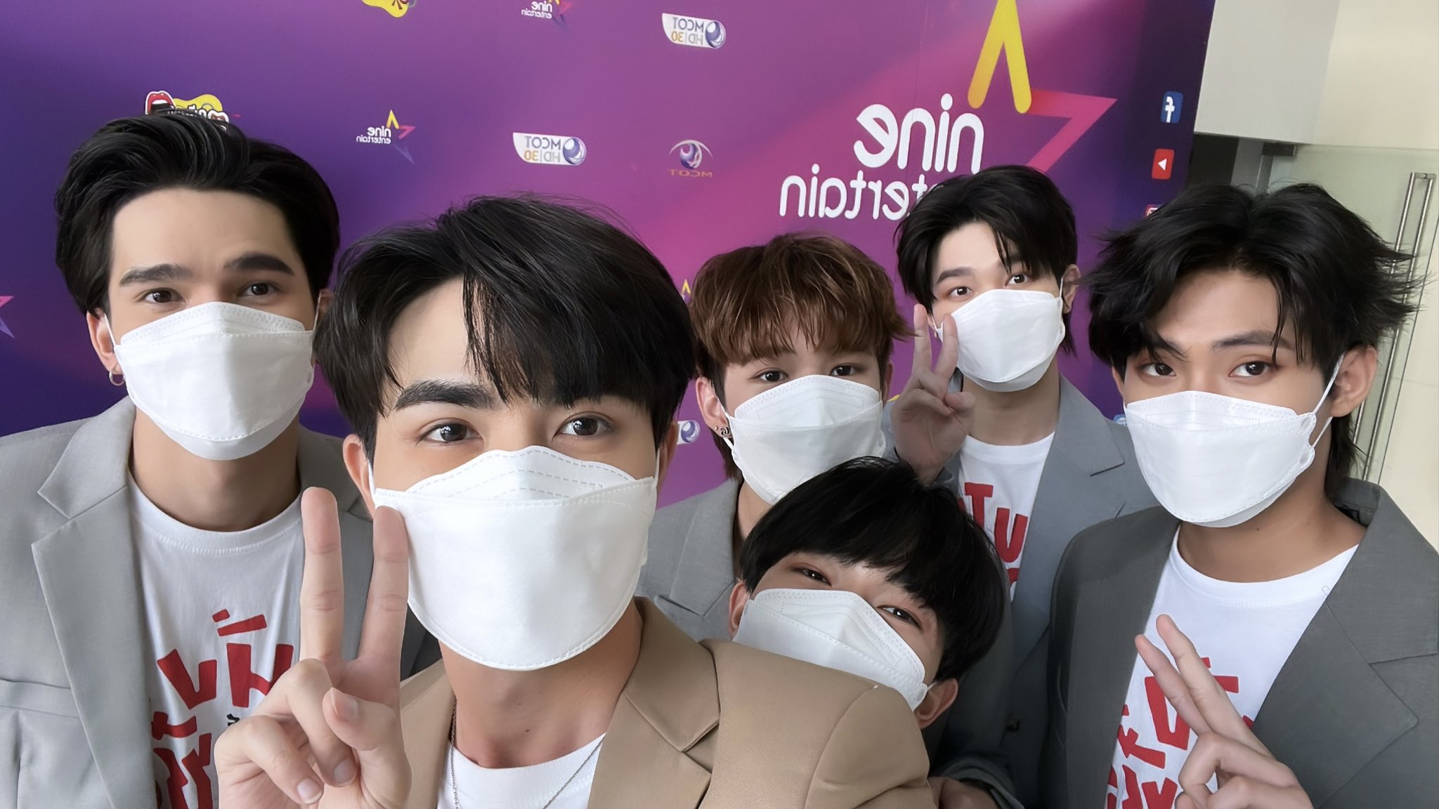 twitter_FNdIzduagAAKLIJ