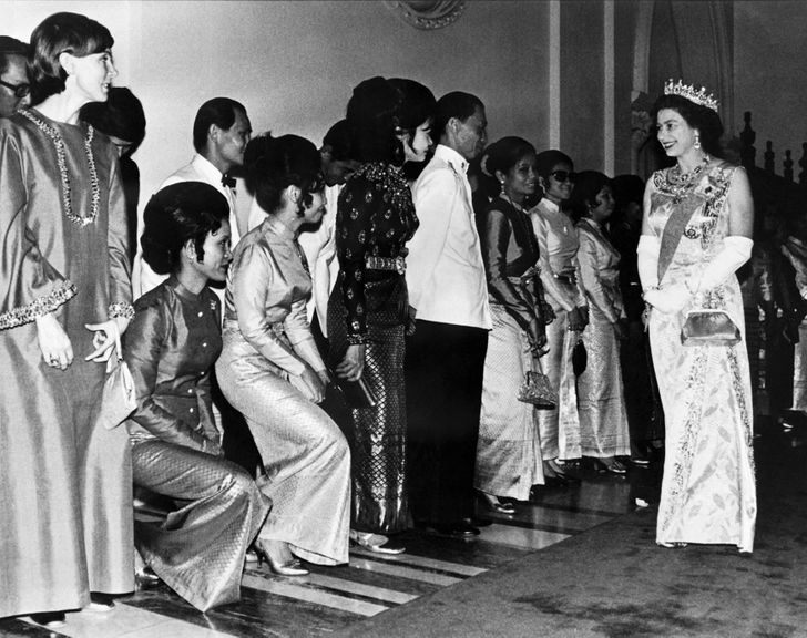 สมเด็จพระบรมราชินีนาถเอลิซาเบธที่ 2