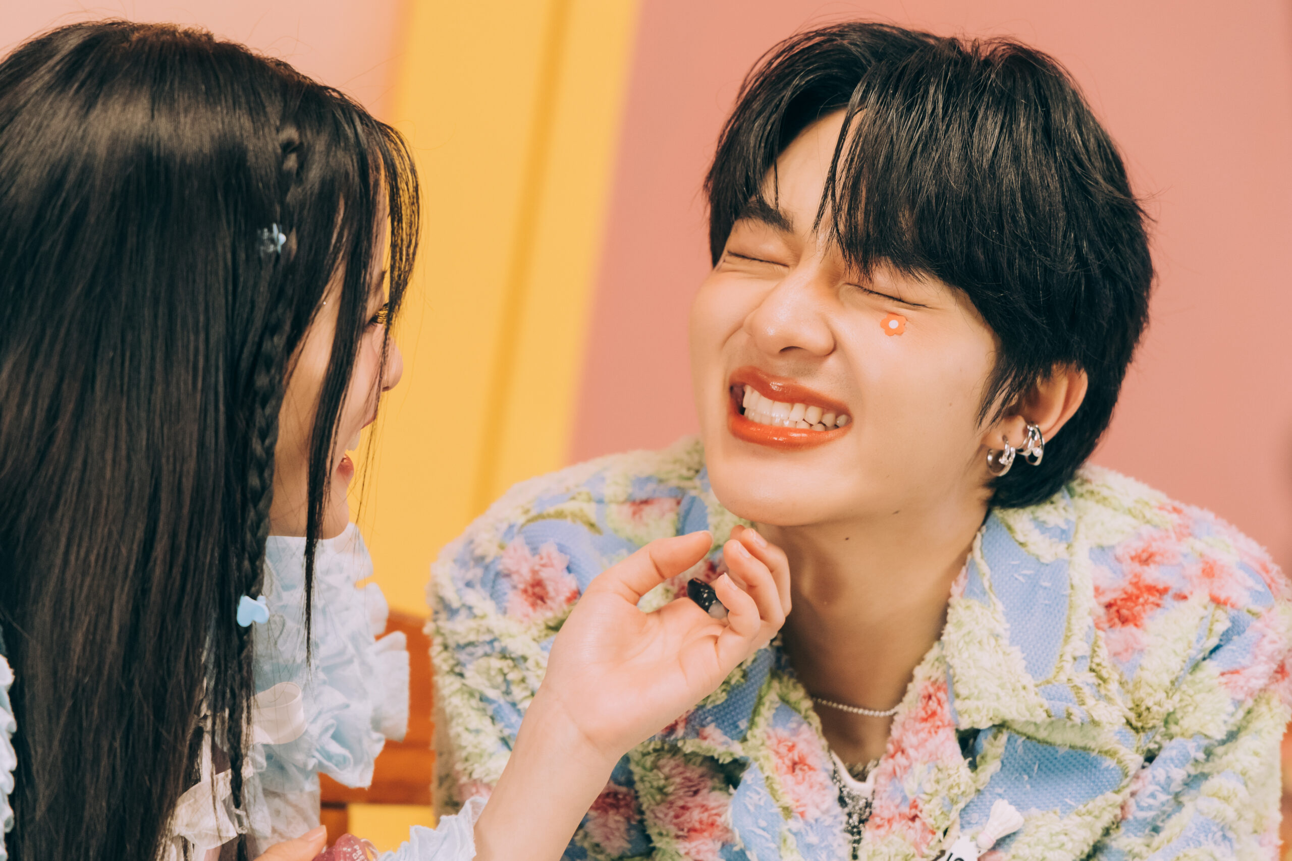 นุนิว ชวรินทร์