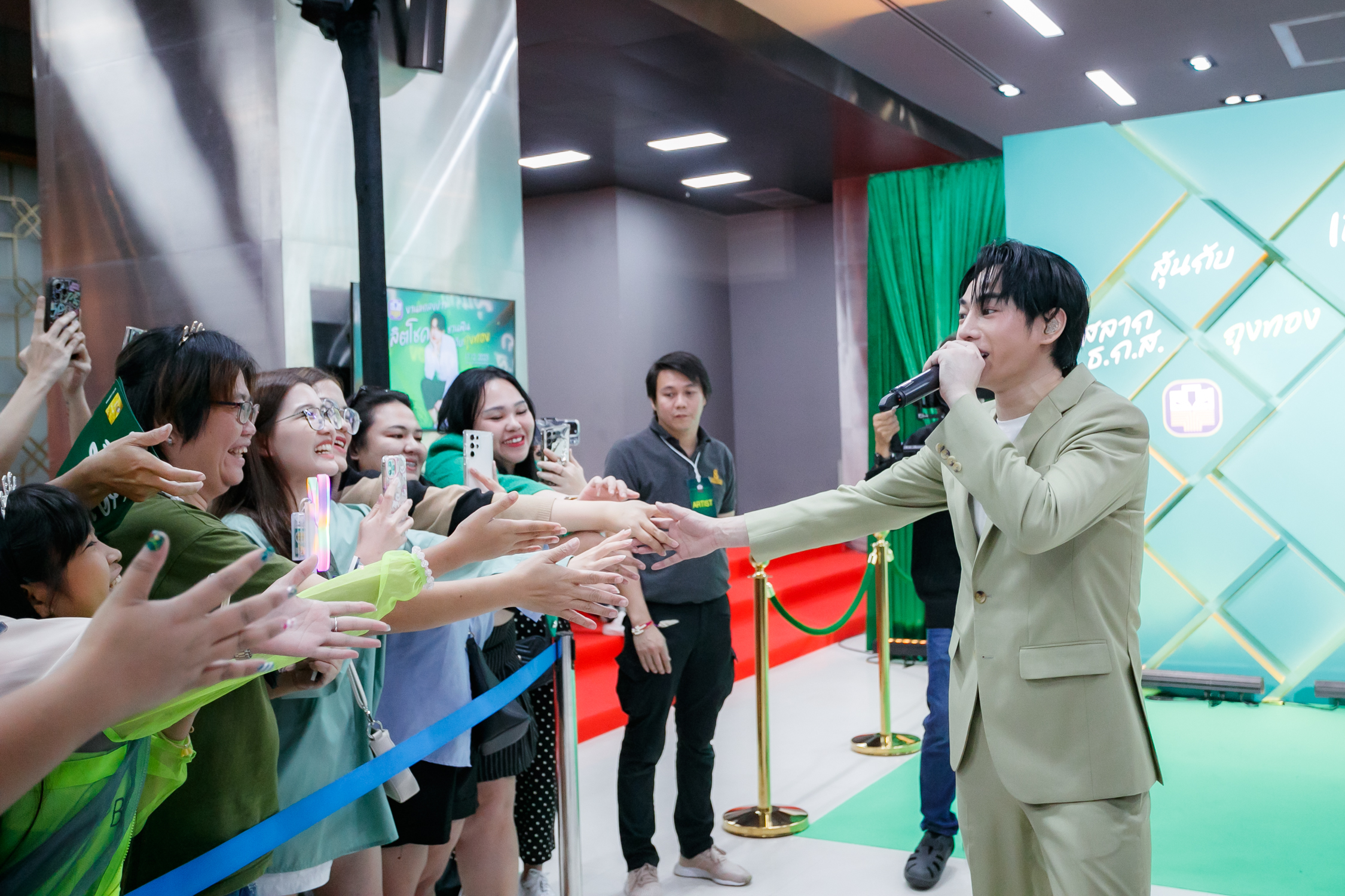 ธกส. สลากถุงทอง-037