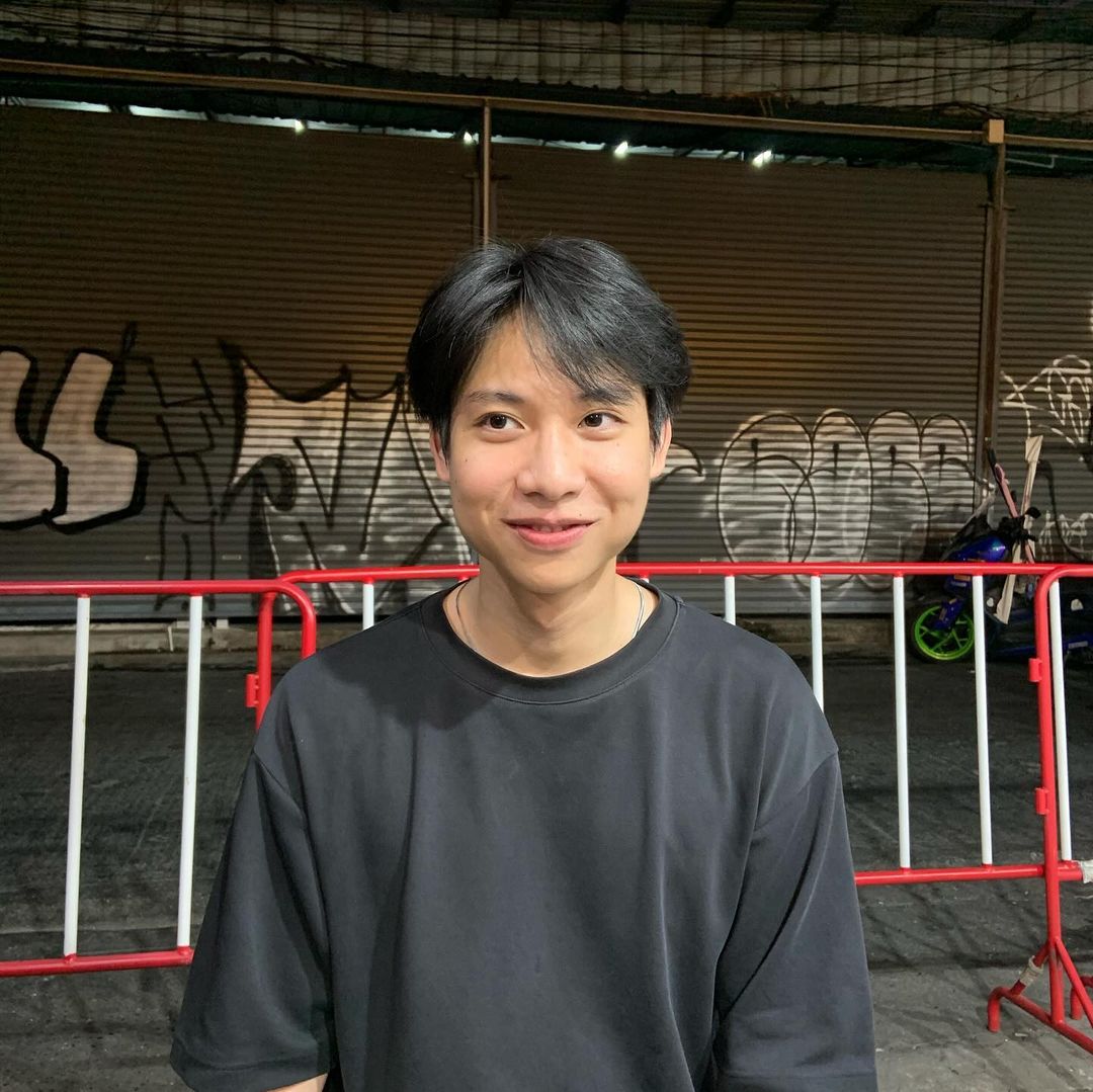 จูเนียร์ พ่อค้าขายเสื้อมือสอง