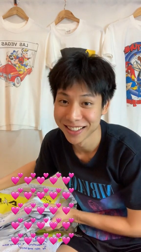 จูเนียร์ พ่อค้าขายเสื้อมือสอง