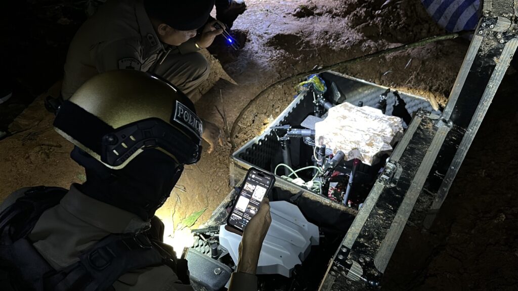 โดรนต้องสงสัยขนาดใหญ่ 2 ลำ ฝังดินชายแดนไทย-มาเลย์