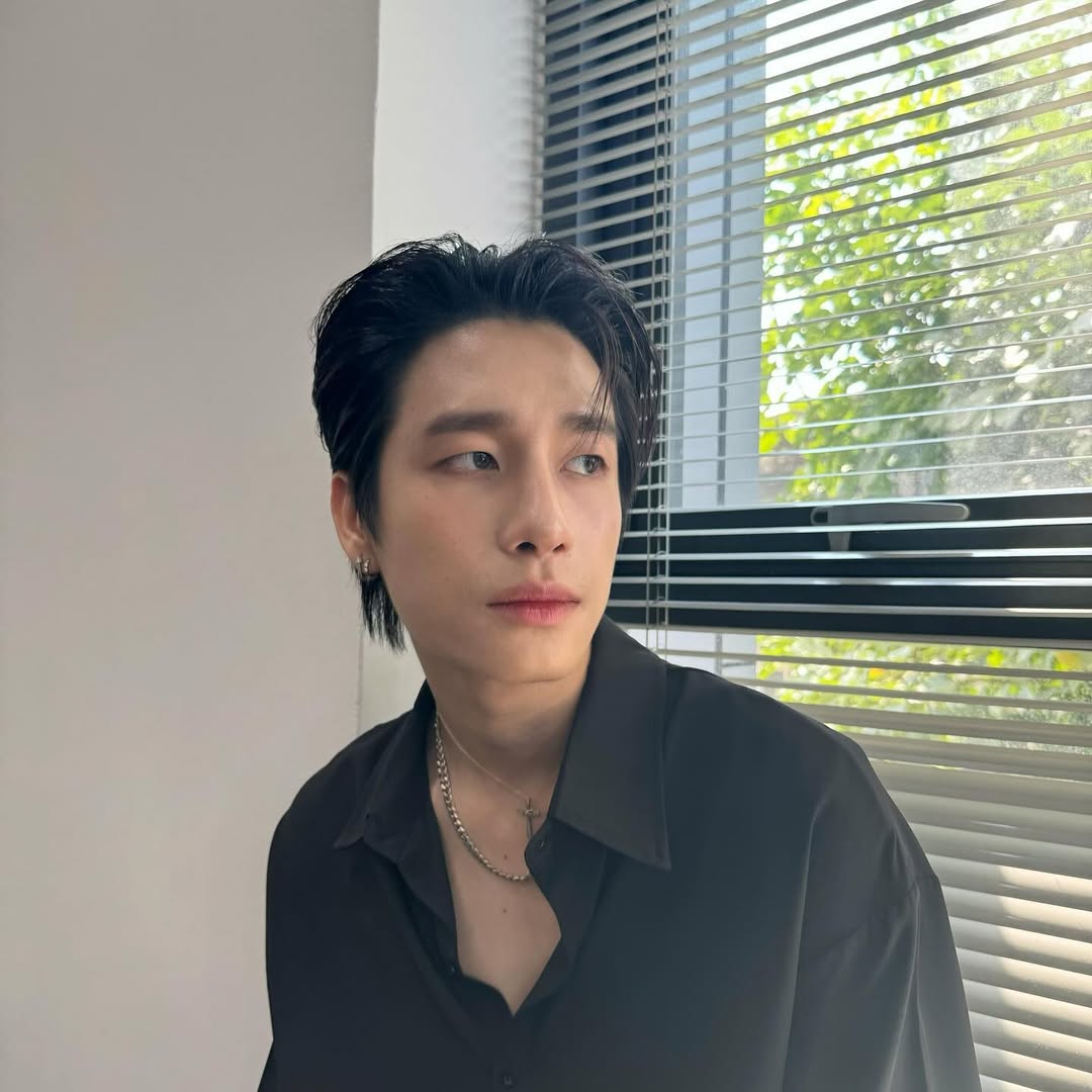 พร้อม ราชภัทร วรสาร