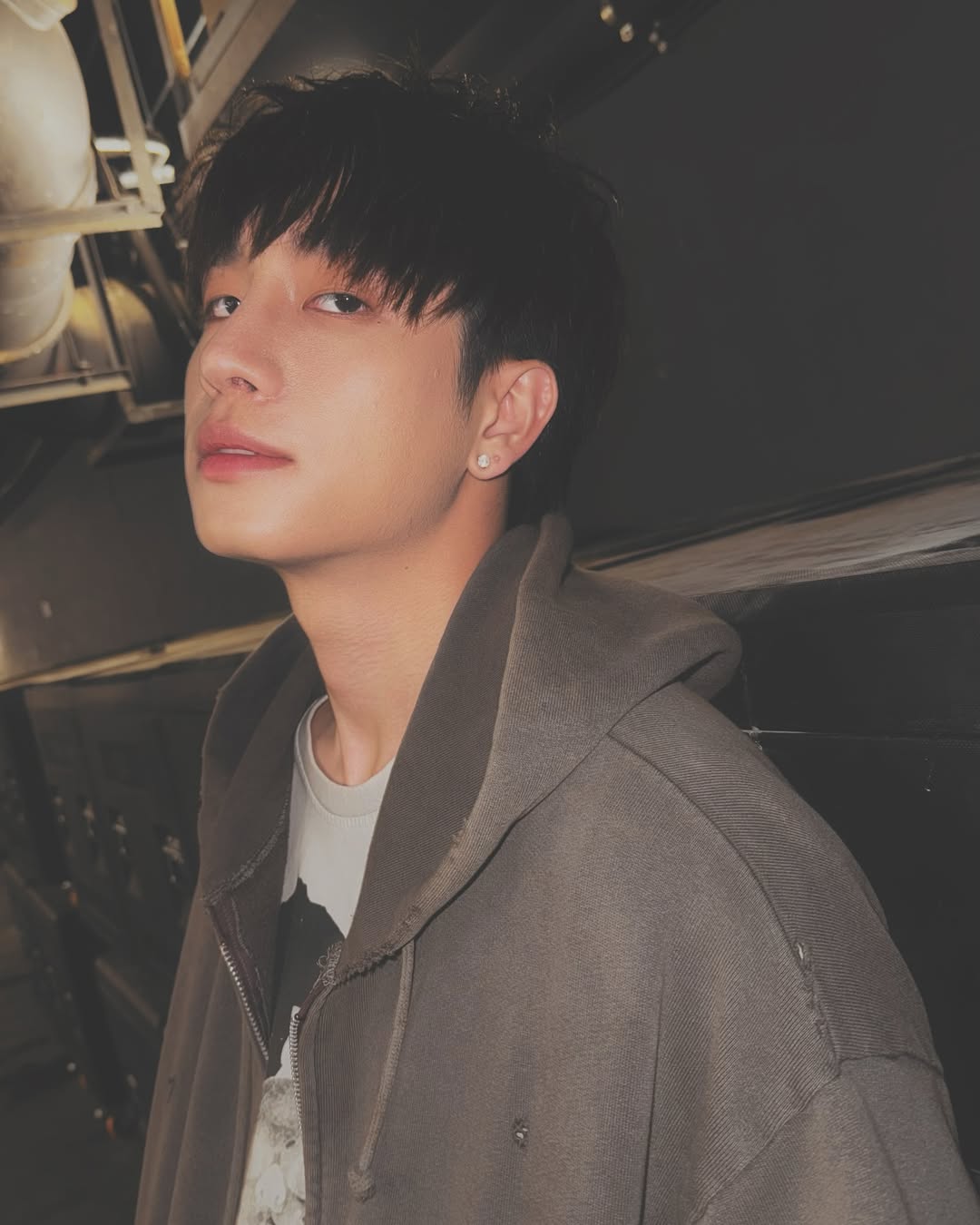 พร้อม ราชภัทร วรสาร