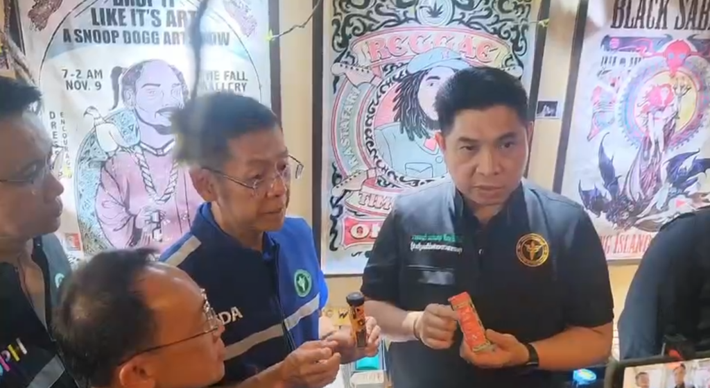 “สมศักดิ์” สั่งจัดระเบียบร้านกัญชา 20 จุด ทั่วกรุง ปฏิเสธเดินเกมโต้ “ภูมิใจไทย” ถอนตัว