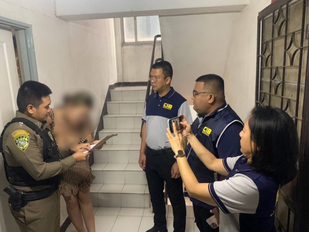 รวบเน็ตไอดอล ทำคอนเทนต์ลามกอนาจาร