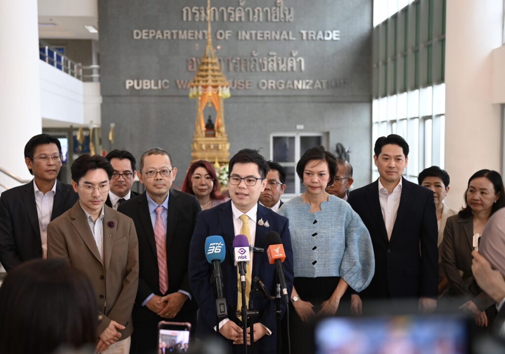 "ฉันทวิชญ์" รมช.พาณิชย์ เริ่มงานวันแรก - พรุ่งนี้ไปหนองคาย 