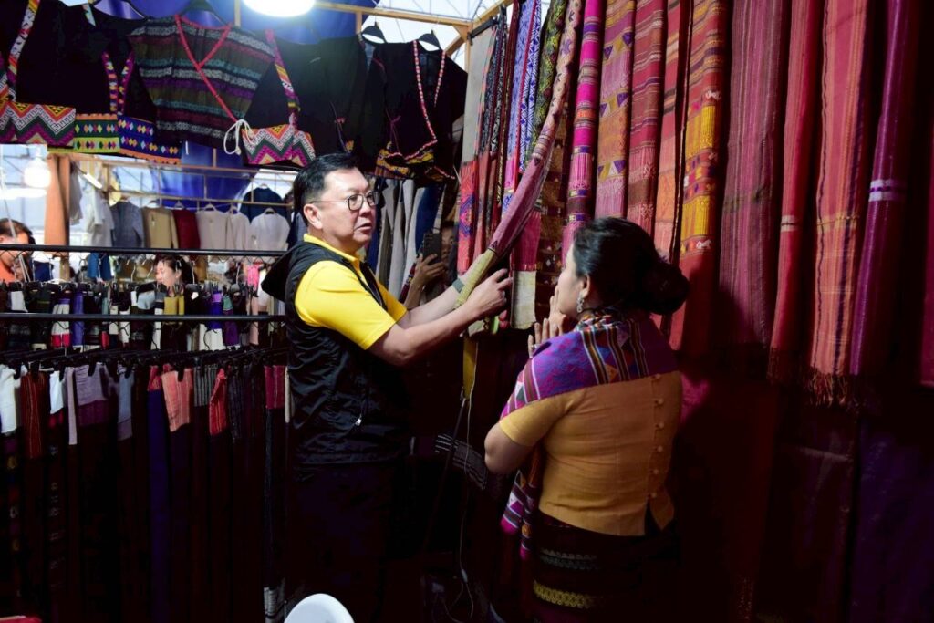 “จตุพร - ฉันทวิชญ์” ลุยหนองคาย ถกค้าชายแดน-ผ่านแดน