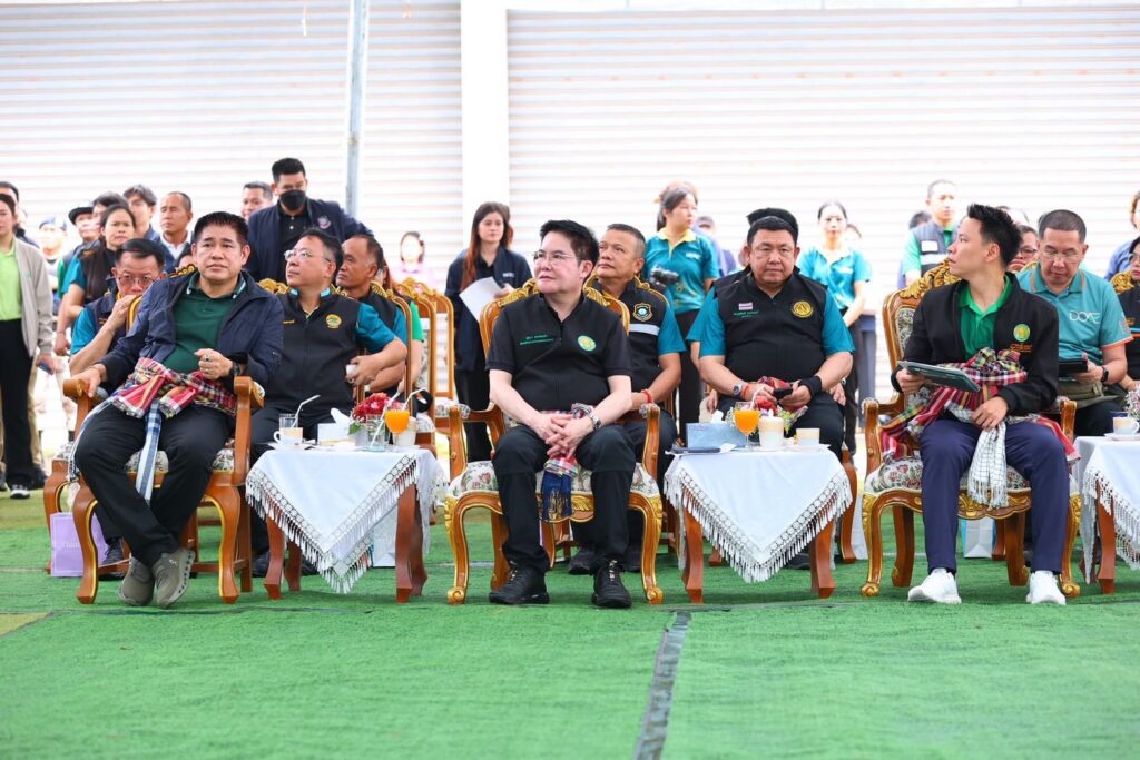 2 รมต.เกษตรฯ ควง "ธรรมนัส"ลงพื้นที่ "สกลนคร-ร้อยเอ็ด"