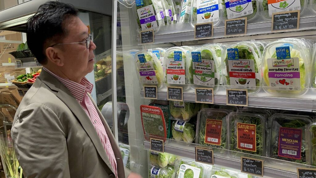 "จตุพร–ฉันทวิชญ์" สำรวจโมเดลร้าน Eataly นิวยอร์ก