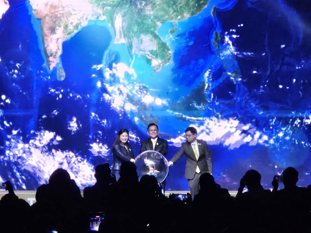 "จตุพร" เปิดสัมมนา "มันสำปะหลังโลก" ย้ำ พาณิชย์ต้องพึ่งได้