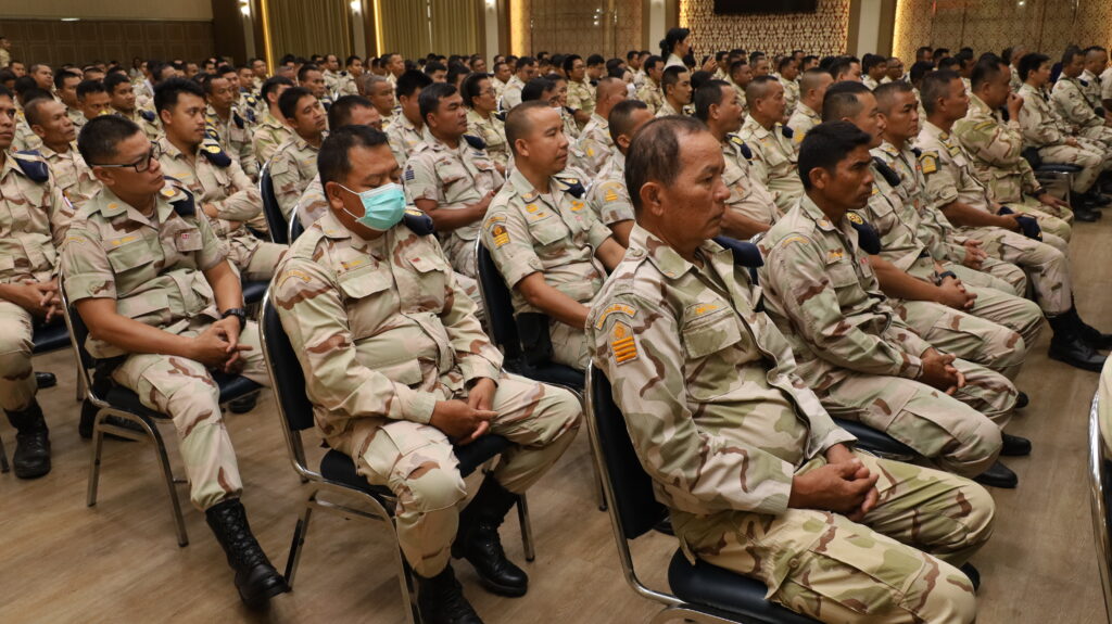 ผู้ว่าโคราช รุกฆาตยาเสพติด เร่งปราบทุกหมู่บ้านใน 3 เดือน 