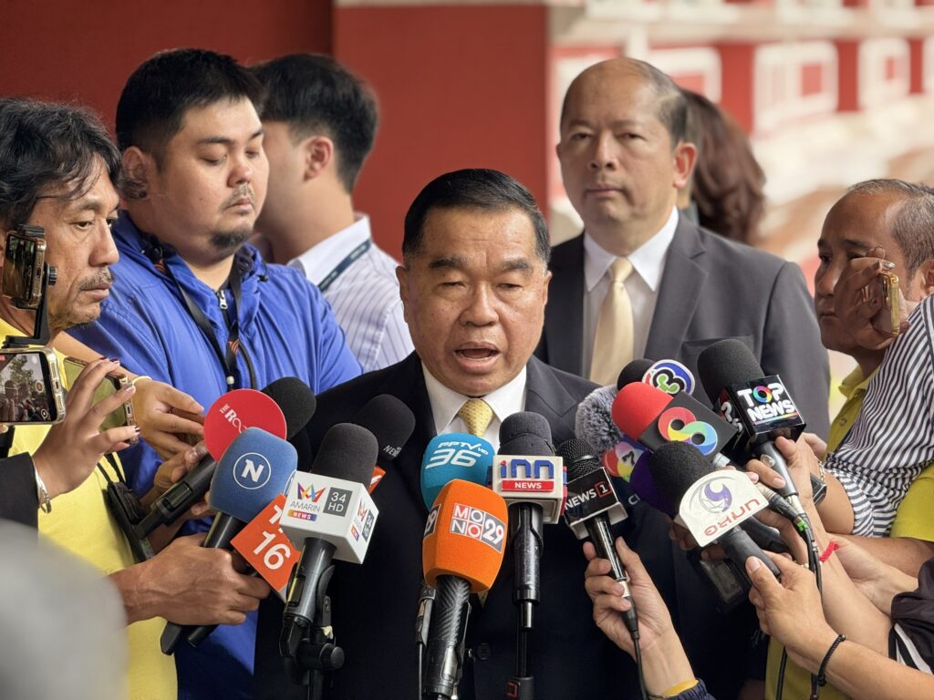  พล.อ.ณัฐพล โต้คนวิจารณ์ รบ.ทำงานช้า บอกต้องรอบคอบ 