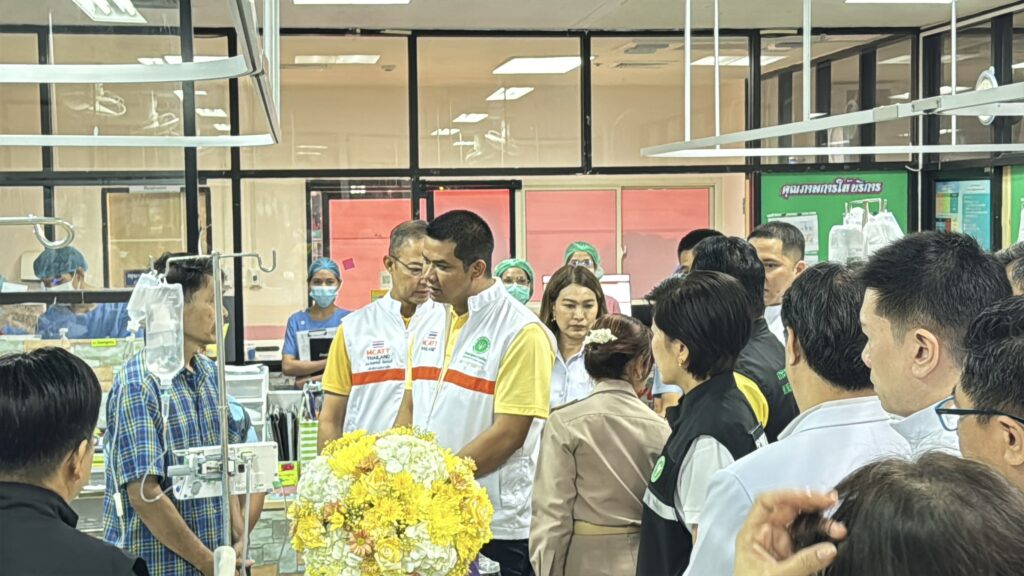 "ชัยชนะ" ลงพื้นที่ศรีสะเกษ เยี่ยมให้กำลังใจบุคลากรทางการแพทย์