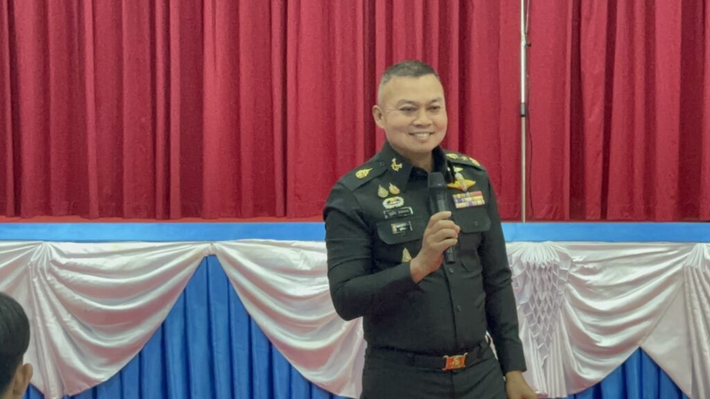 มทภ.2 บรรยายพิเศษนศ.พยาบาล ย้ำมีจิตสำนึกต่อชาติ ศาสน์ กษัตริย์