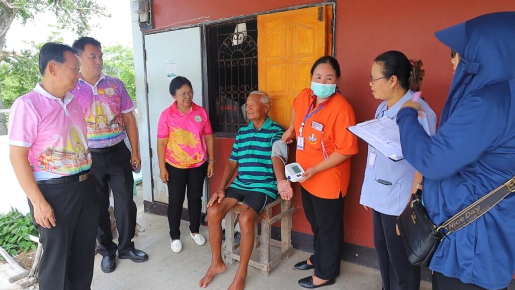 ขอนแก่น บุกฉีดวัคซีนไข้หวัดใหญ่ถึงบ้าน