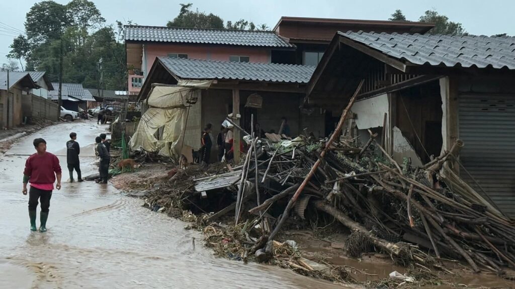 แม่แจ่ม เดินหน้าค้นหาผู้สูญหาย ดินสไลด์โคลนถล่ม