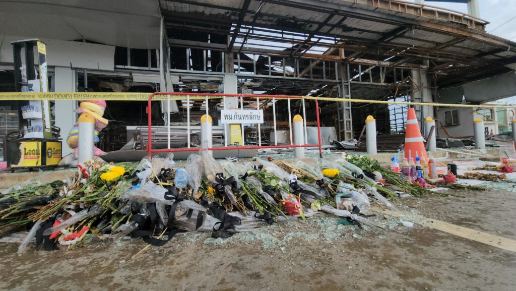 ชาวบ้านยังผวา! ระเบิดเขมรถล่มเซเว่นกลางปั๊ม