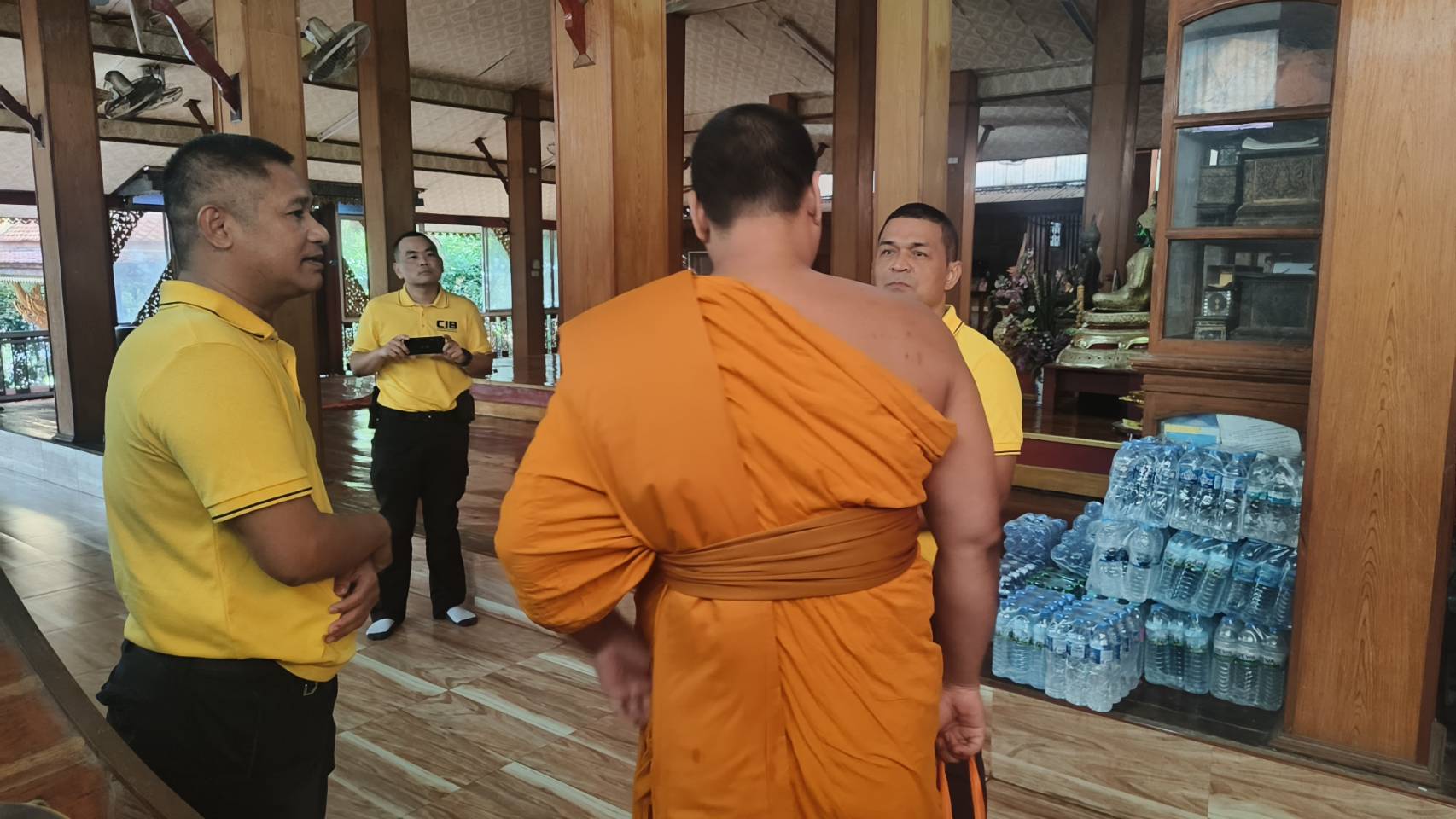 ตำรวจ ไล่ล่า จับพระทำผิดกฎหมาย กว่า 200 จุด ทั่วประเทศ 