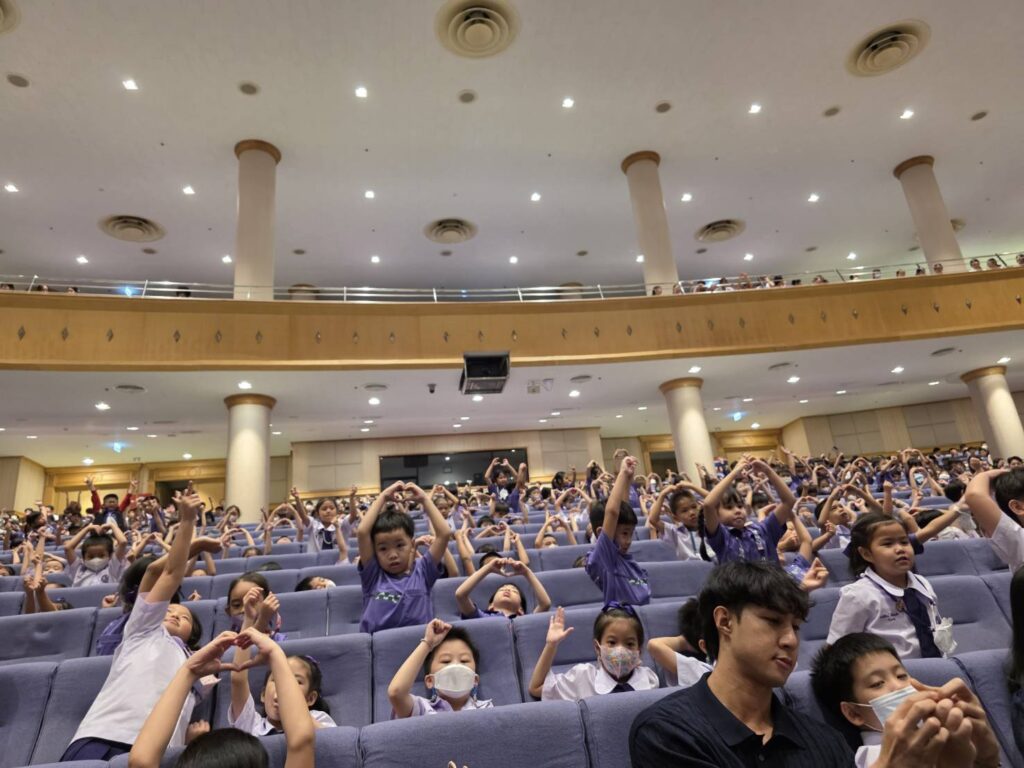 มทภ.2 บรรยาย "ในหลวง" องค์จอมทัพไทย นำกองทัพ สู้ศึกชายแดน