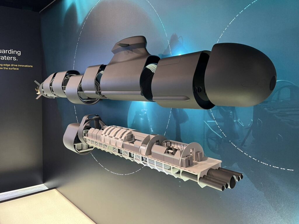 "มาริษ" เยี่ยมชม สนง.ใหญ่ บริษัทผลิตกริพเพ่น