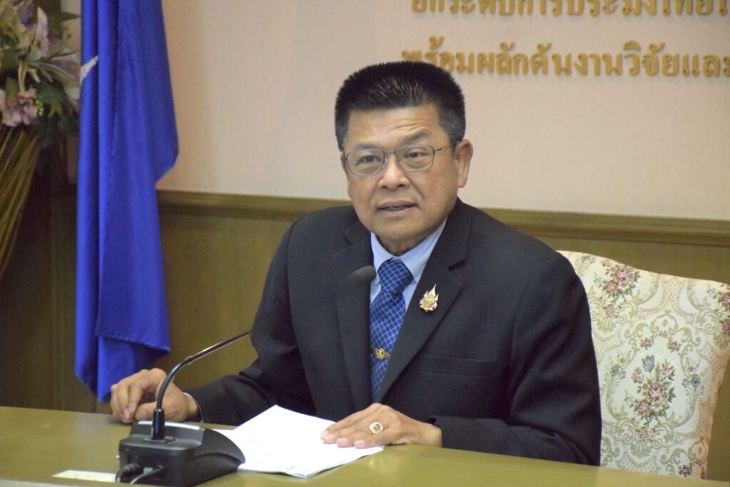 กรมประมง แนะสูตรผลิตอาหารสัตว์น้ำ จากวัตถุดิบท้องถิ่น