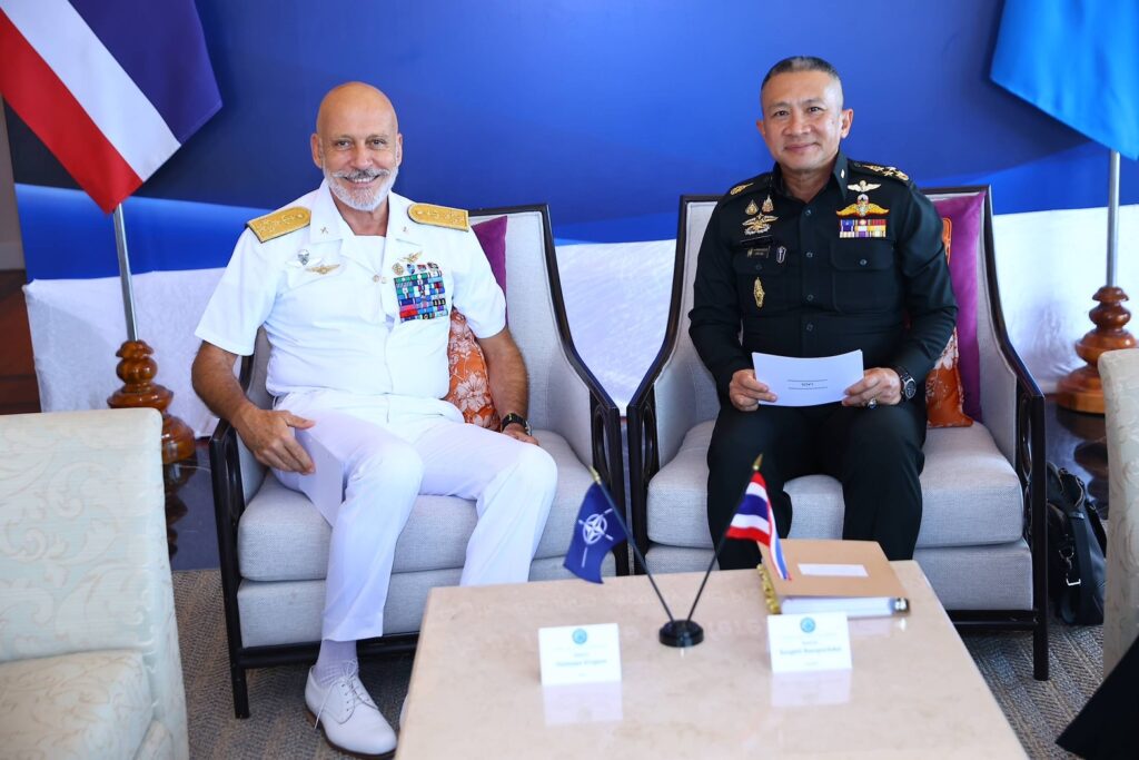 ผบ.ทสส.หนุน ทบ.สร้างกำแพงถาวร แบ่งเขตแดนให้ชัดเจน