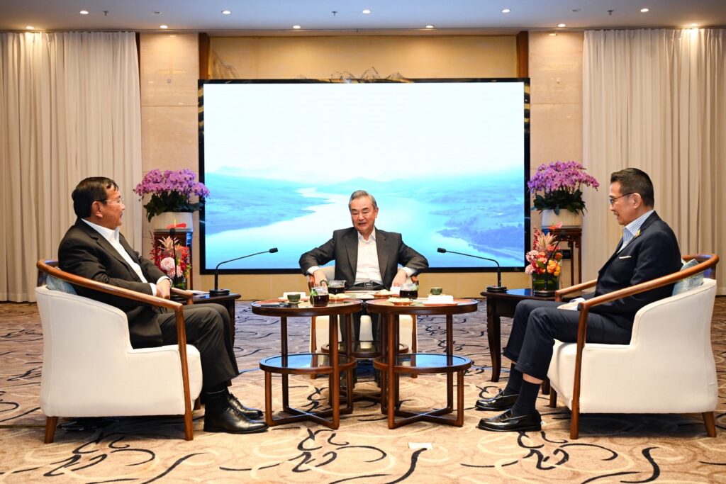 "มาริษ" ขอบคุณจีน หนุนแก้ปัญหาไทยกัมพูชา จี้เก็บกู้ทุ่นระเบิด