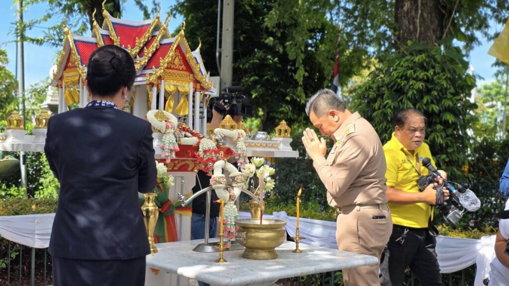 "นิรัตน์" ถือฤกษ์  09.14 น. เริ่มงานอธิบดีกรมปกครอง