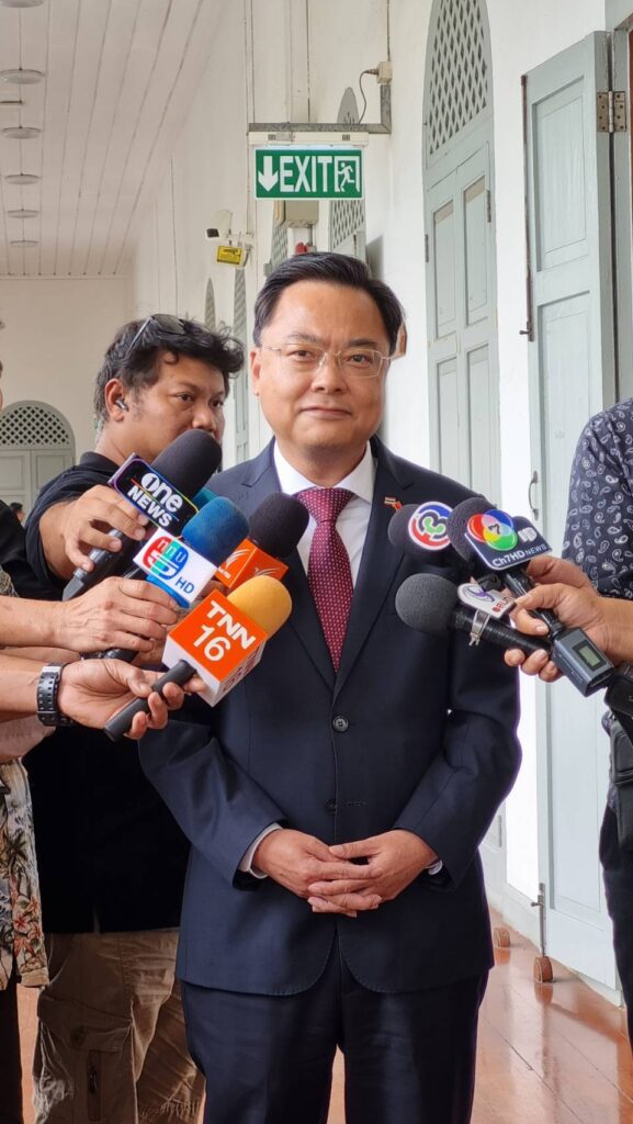 "ทูตจีน" พบ "ภูมิธรรม" ย้ำ "จีน-ไทย คือครอบครัวเดียวกัน"