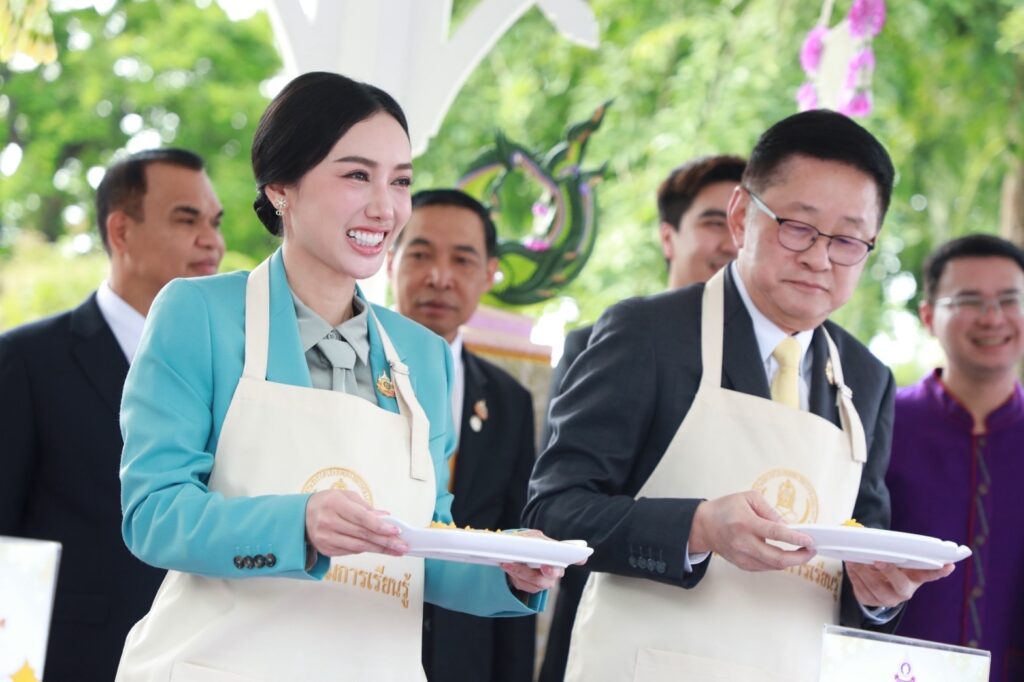 "ลิณธิภรณ์" ประกาศ สกร. 1 จังหวัด 1 หลักสูตร มาตรฐานวิชาชีพ