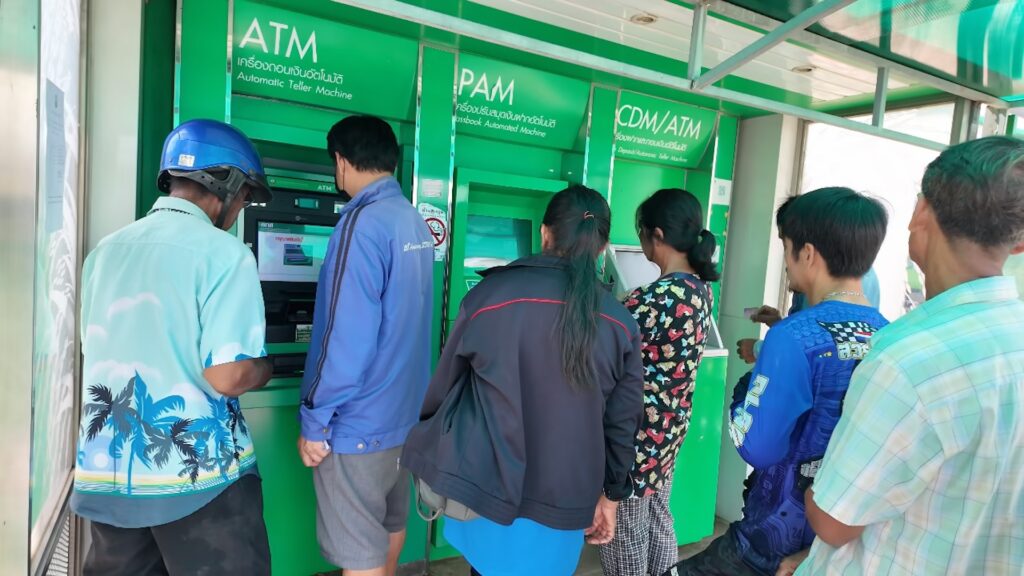 ขอนแก่นลุยน้ำท่วม กดเงินช่วยเหลือไร่ละ 1 พัน