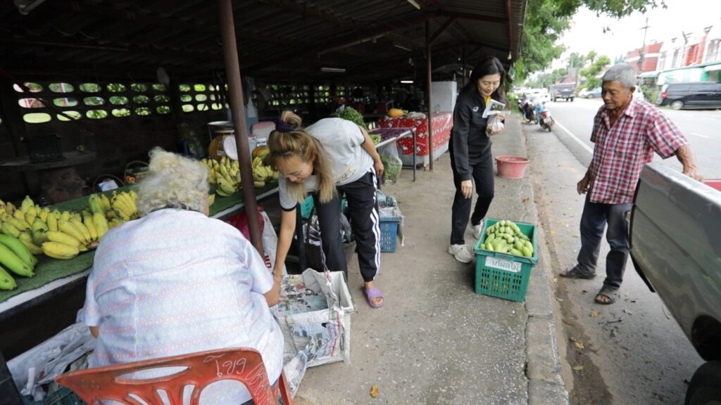 คนขอนแก่นดีใจ "รบ.อนุทิน" ชัดมาตรการ "คนละครึ่งพลัส" 