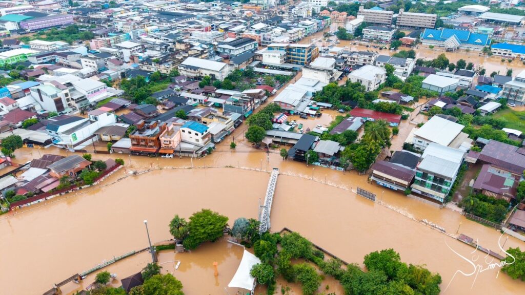 หล่มสัก เพชรบูรณ์ อ่วม น้ำท่วม 11 ชุมชนเขตเทศบาล