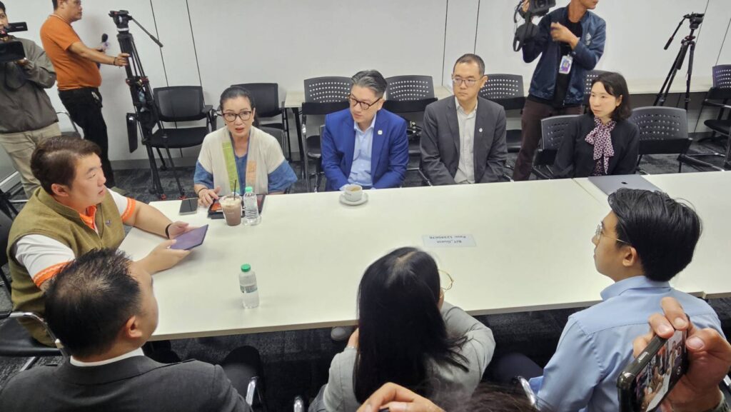 “สิริพงศ์” นำถก “ผู้ประกอบการ - เอกชน” เตรียมปัดฝุ่นโครงการคนละครึ่ง