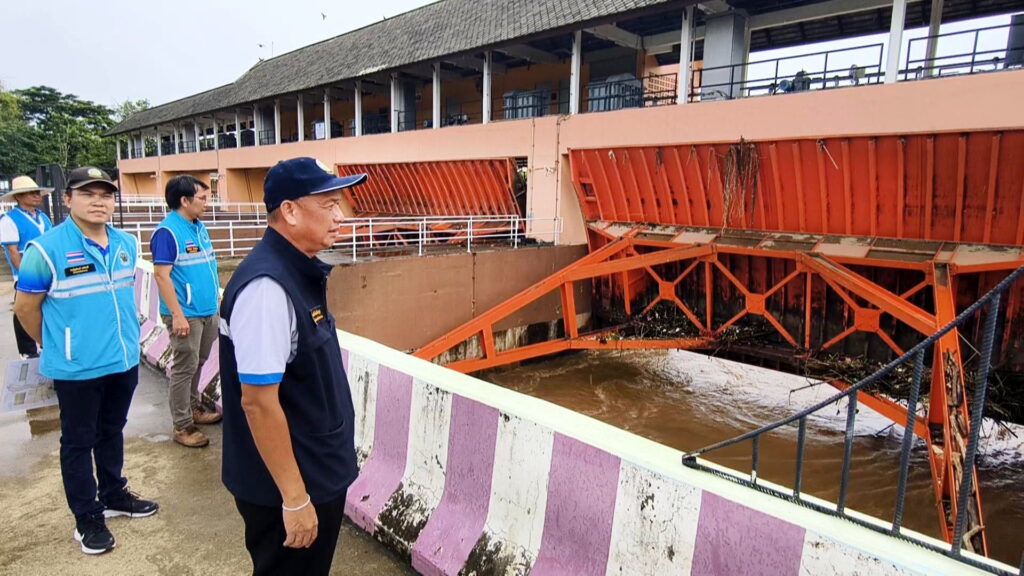 เชียงใหม่ สั่งเฝ้าระวังน้ำท่วม 24 ชม. เปิดประตูระบายน้ำทุกบาน