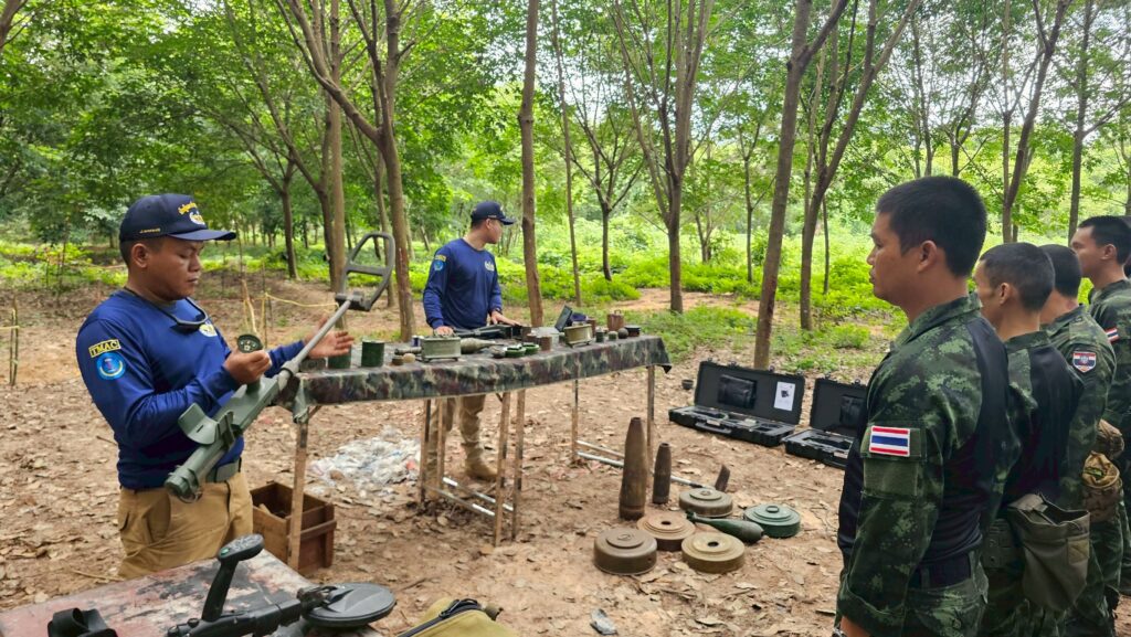 กองทัพภาค 2 เก็บกู้สรรพาวุธระเบิดได้กว่า 2800 รายการ 