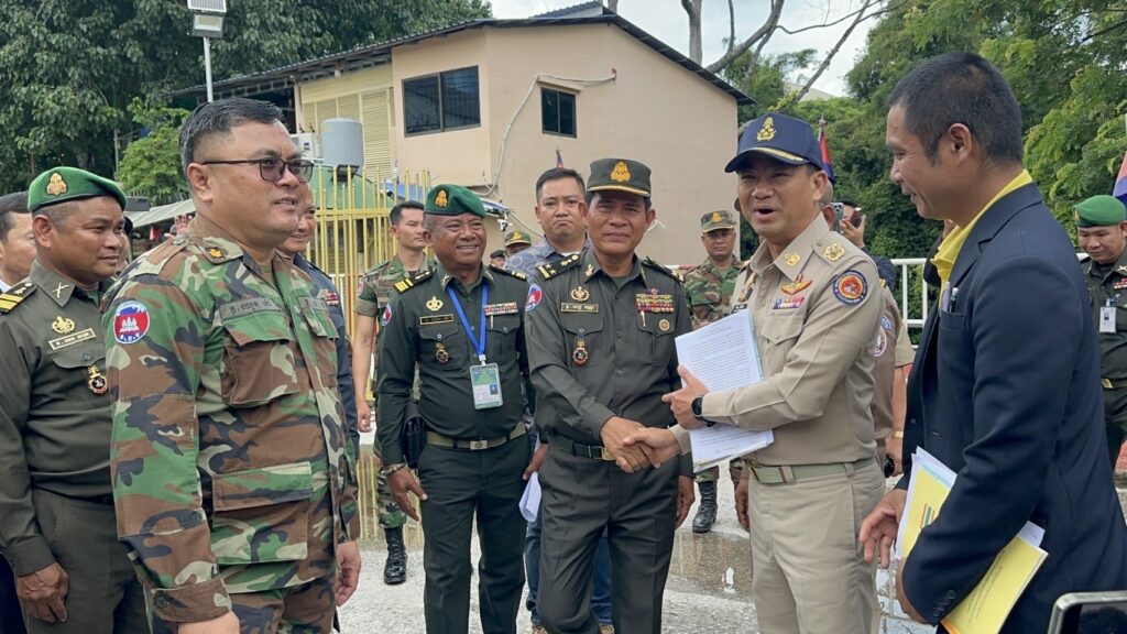 ผู้ว่าฯสระแก้ว ขีดเส้น 30 วัน เคลียร์กัมพูชาออกจากไทย ยื่น 8 ข้อถึงบันเตียเมียนเจย